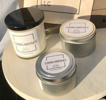 Load image into Gallery viewer, Pines candle