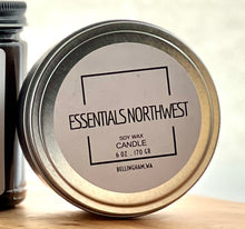 Load image into Gallery viewer, Pines candle