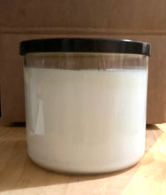 Load image into Gallery viewer, Toasted Pumpkin Spice candle