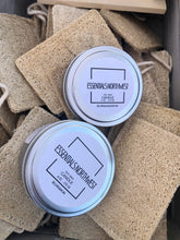 Load image into Gallery viewer, Frosted Juniper candle