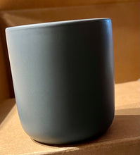 Load image into Gallery viewer, Frosted Juniper candle