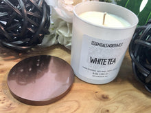 Load image into Gallery viewer, Caribbean Teakwood Candle