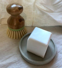Load image into Gallery viewer, Soap - DISH - Coconut and castor
