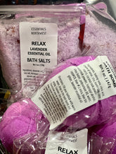 Load image into Gallery viewer, Bath Bomb - Lovely Lavender
