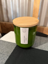 Load image into Gallery viewer, GREEN GLASS - Forest green vessel, wood wick, 10 oz.
